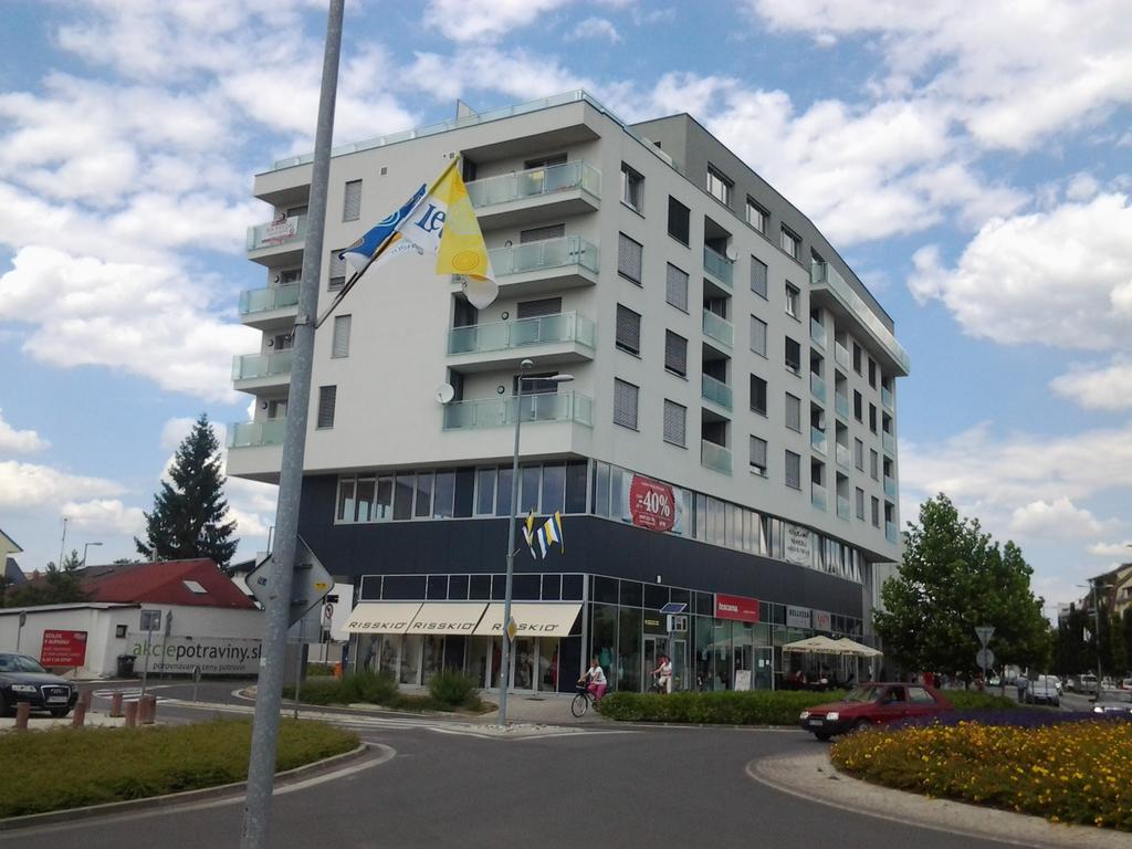 Apartman Halex Centrum City Aupark Piest'any Room photo