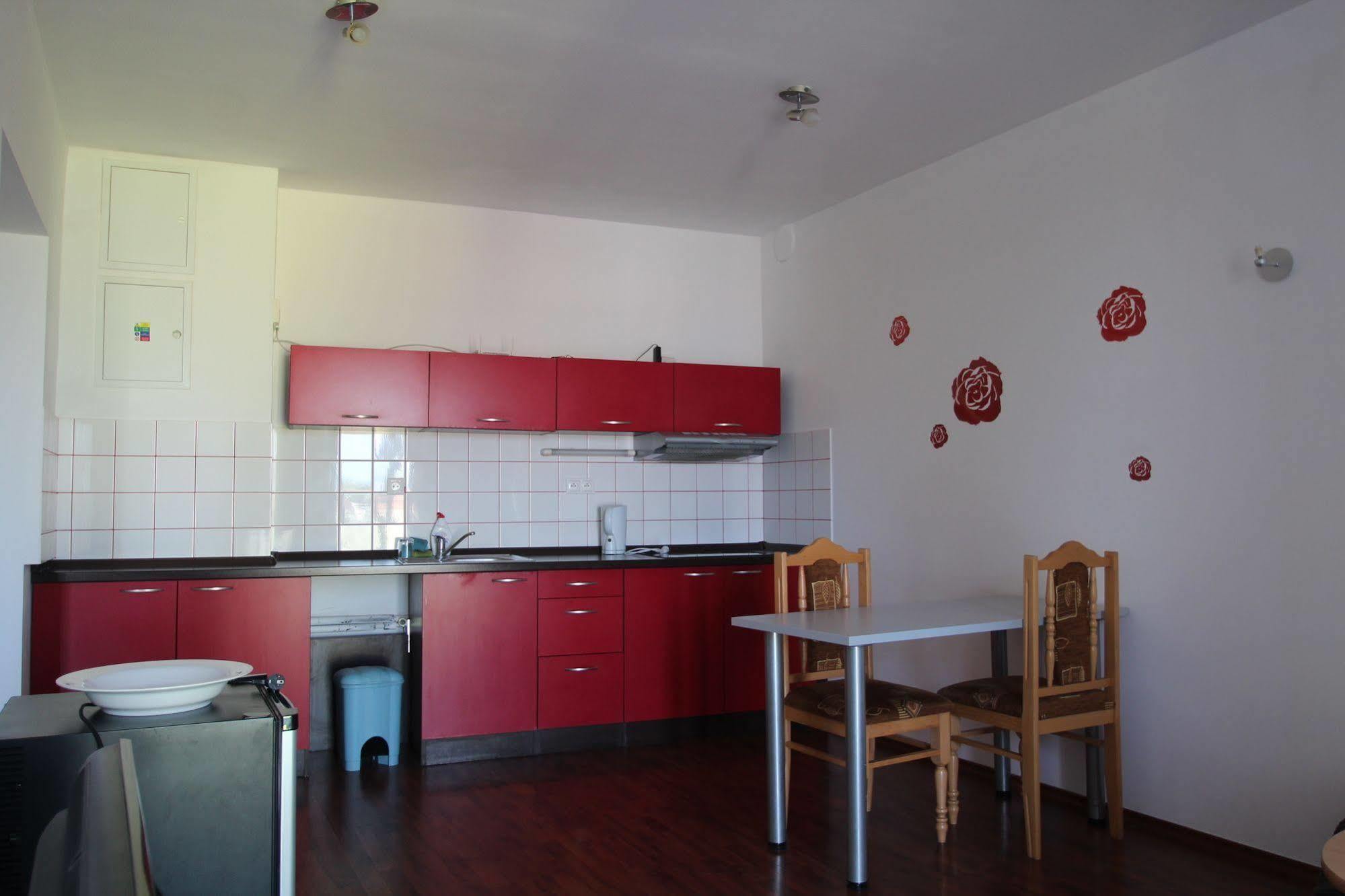 Apartman Halex Centrum City Aupark Apartment Piest'any Exterior photo